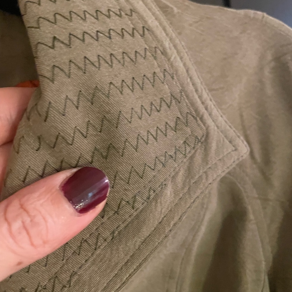 Women’s jacket - Picture 4 of 9